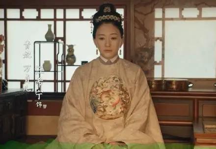 好，史料齐全，现在来写：天顺八年（1464年）七月，大明皇宫里完成了一件