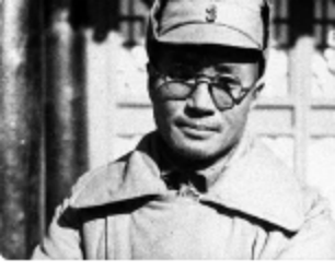 1945年深夜，一男子爬进了延安保育院的窑洞。突然，他拿出锋利的匕首，残忍地在刘