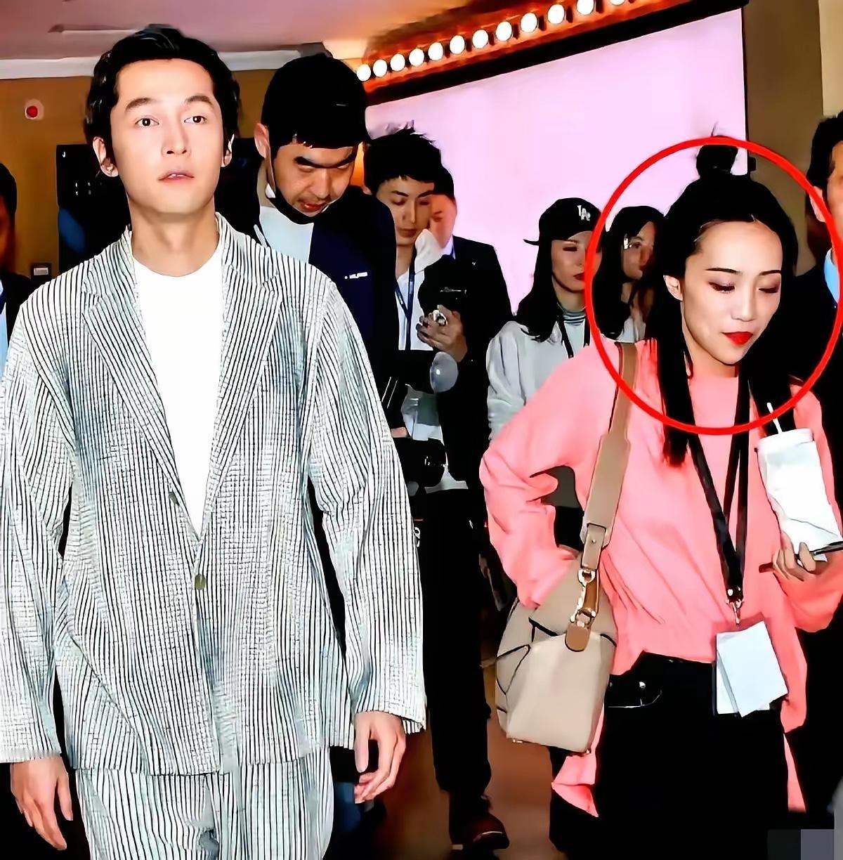 黄曦宁这个人强得可怕不是因为她从众多美女中脱颖而出得到了胡歌的爱也是不因为她