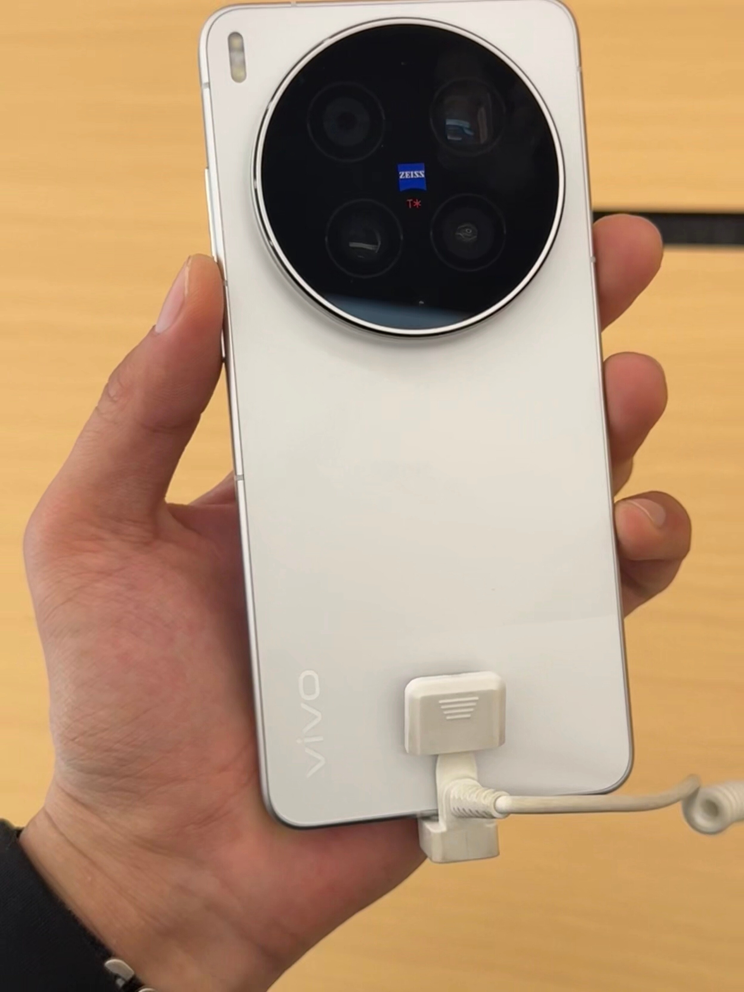 vivoX300Ultra银调。vivovivo手机vivox300ul