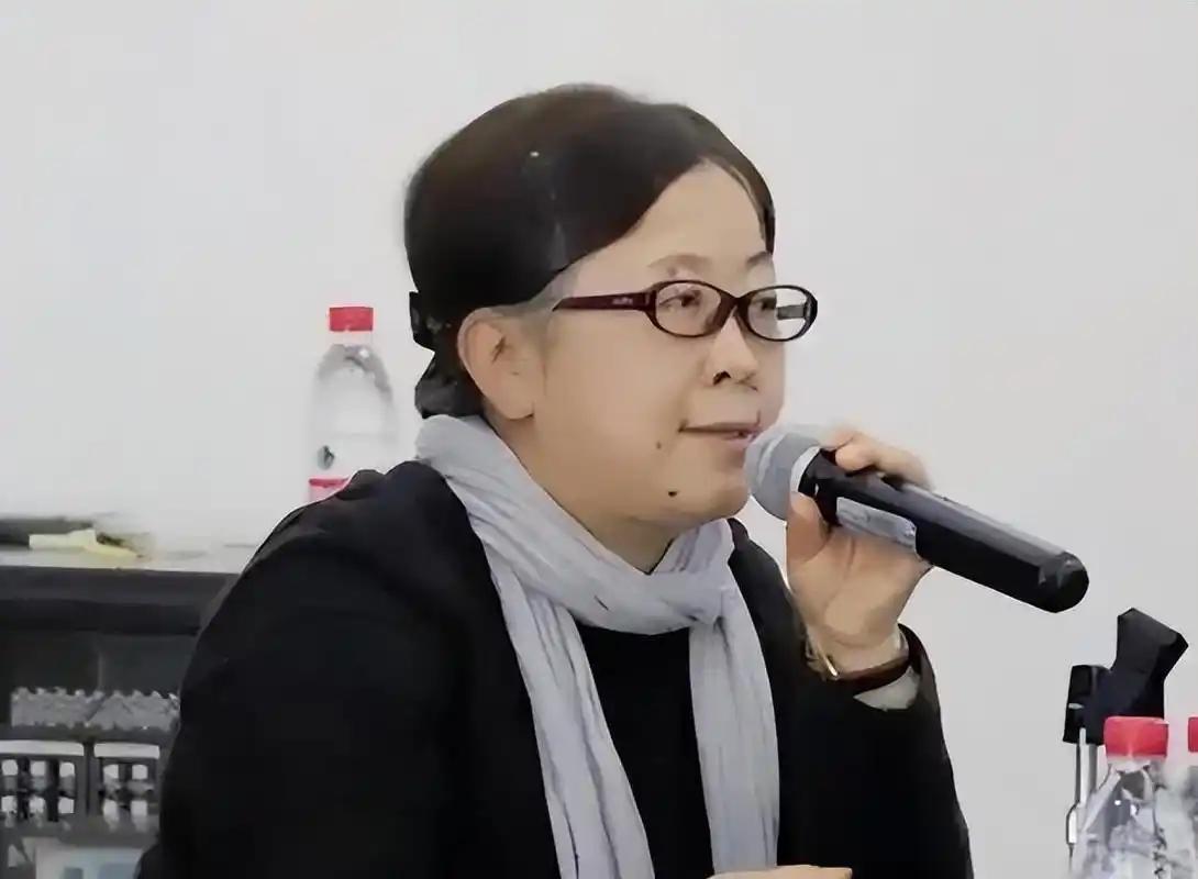 “我不认日军在南京屠戮三十万国人，除非拿得出确凿的遇难名册，不然我绝不认账！”2