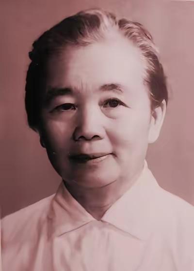 1937年，西路军政治部主任张琴秋被俘，马家军旅长问她：“你是不是张琴秋？”张琴