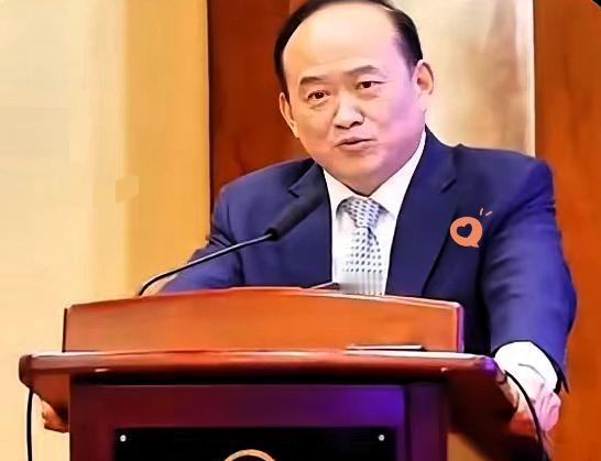 谁能想到粮油圈也这么刺激？鲁花被金龙鱼带着关联方拿下26%股权，昔日竞争对手变