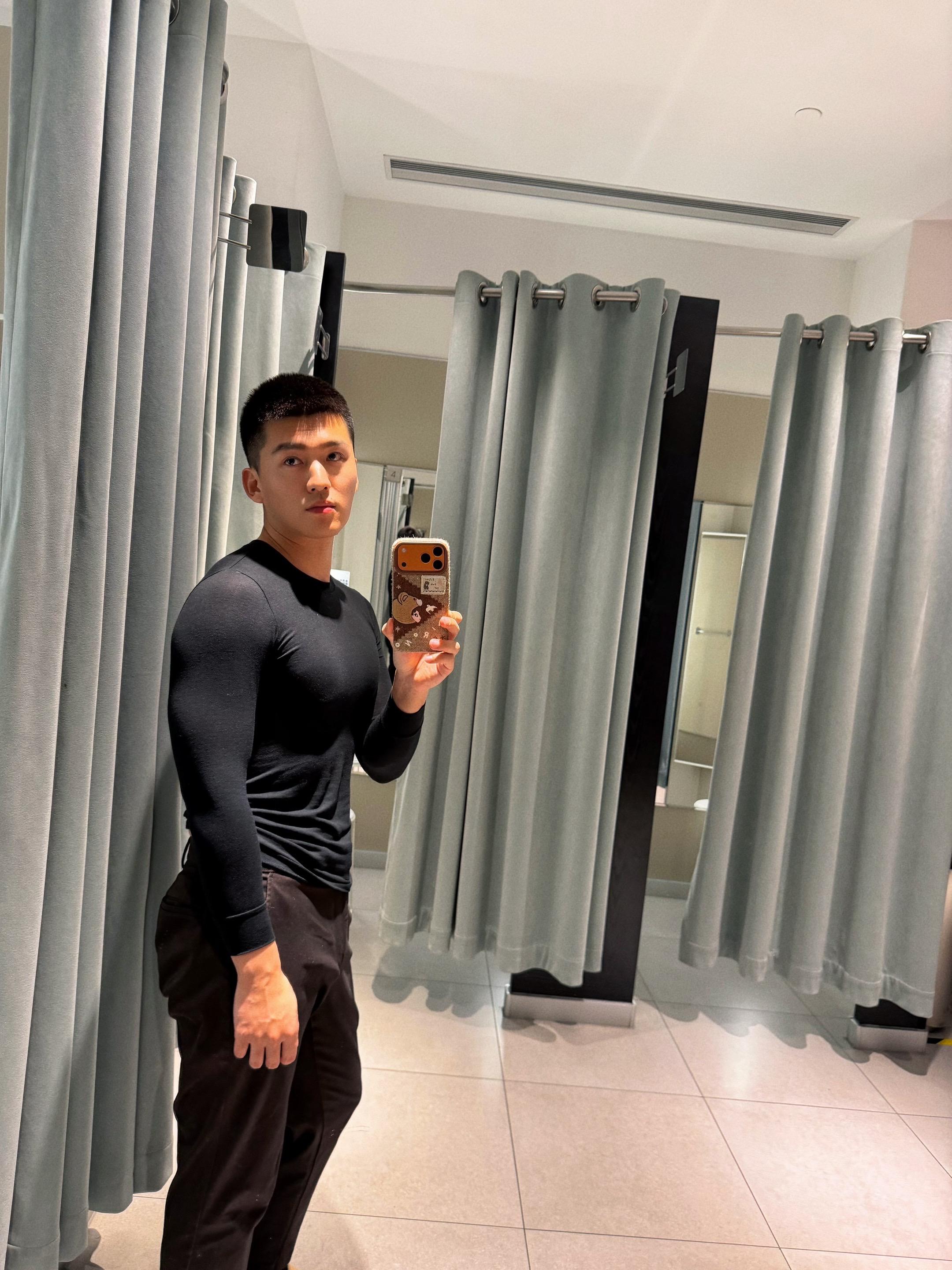 不知道我的身材很曼妙