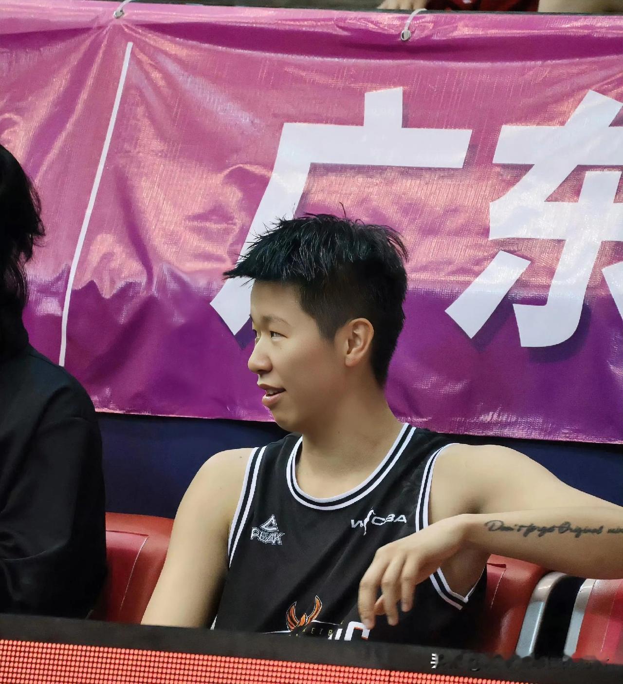 太无敌了[赞]，广东女篮96-84战胜上海女篮，一战打出了2个无可争议的事实！