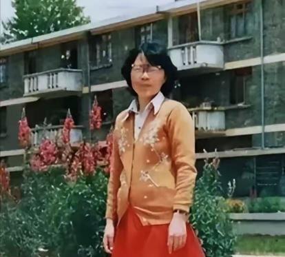 铁娘子张桂梅：痛失挚爱后挺孕肚坚守讲台，用一生托起大山女孩的翅膀