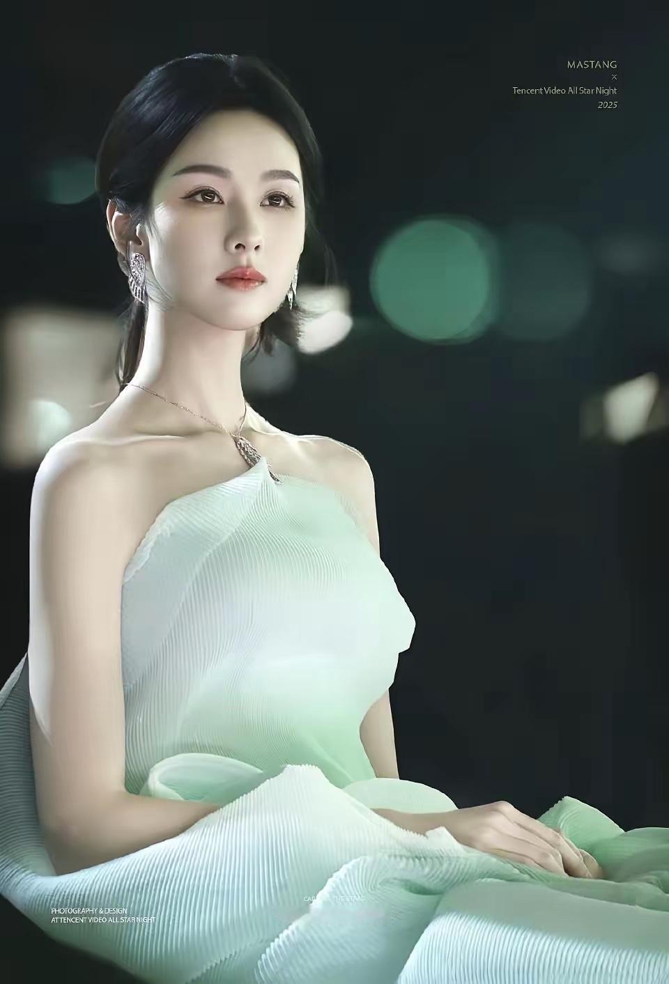 有些女人天生就是享福的命，你就说演员陈都灵吧！​1993年出生于福建厦门，出身