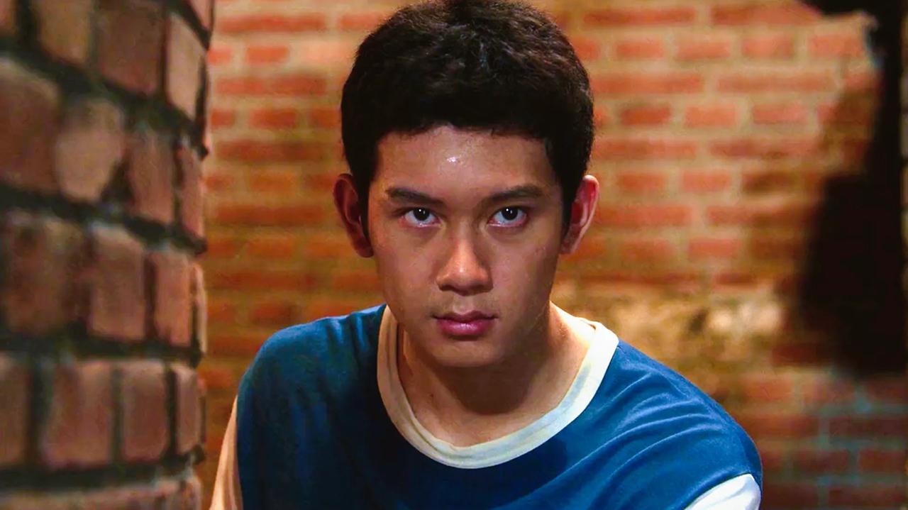 请远离《树影迷宫》里田畅这样的女孩，家庭的复杂，性格的缺陷，还有自私的心态，绝