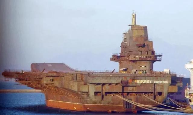 1993年，苏联瓦良格号航母的建造者马卡洛夫曾说过这一一句话：“只有一个伟大的强