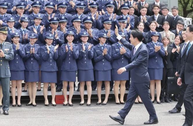害怕台军反了？赖清德被迫同意军人加薪方案！国民党与民众党力推的台湾军人加薪方