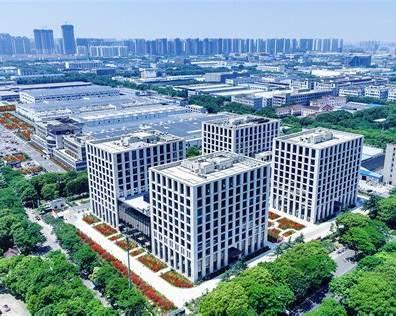 先别急着把星宇骂到死，这家公司终于开始动真格了。9月6日，常州星宇车灯股份有