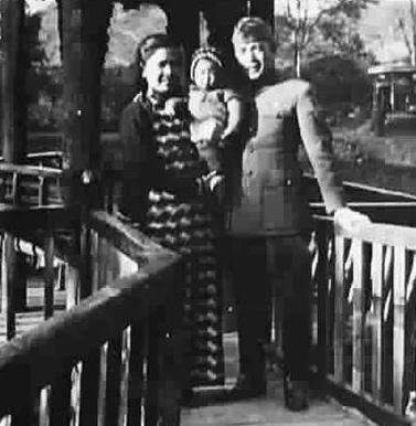 1938年，周恩来派王曼霞打入国民党高层。谁知，她却嫁给蒋介石心腹陈尔晋，身份将