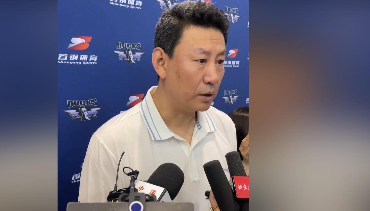 李楠大失所望！本以为怀特赛德因服用违禁品被禁赛，失去这名超级大外援后，上海男