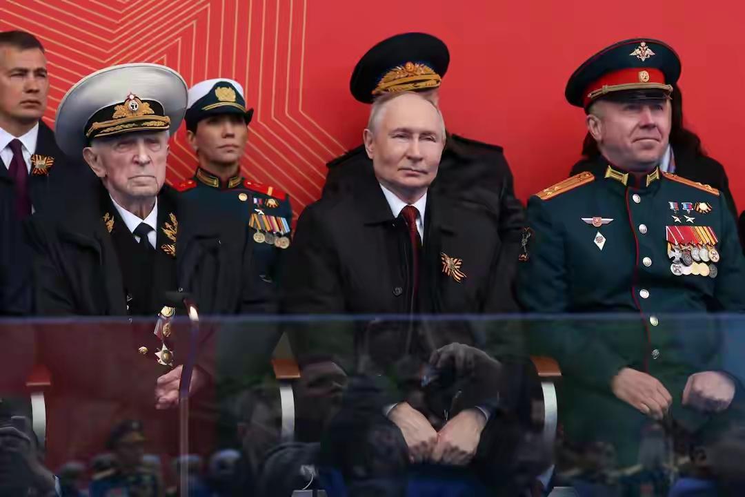 红场阅兵规模缩减，不是“屈辱”，是大国博弈的真实写照今年俄罗斯红场胜利日阅