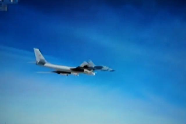 战神巡航黄岩岛：中国在南海划出清晰红线今天（1月31日）南海传来大动作——中