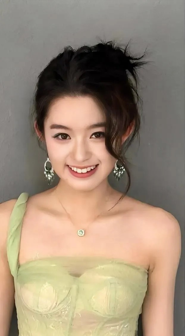 黄杨钿甜，对不起！我承认我之前对你有点大声了！耳环事件的最新后续