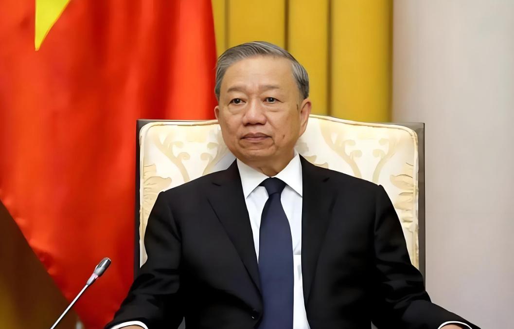 越南的心态还是没有摆正。这两天在英国访问的苏林，在牛津大学发表了一个演讲。说世界