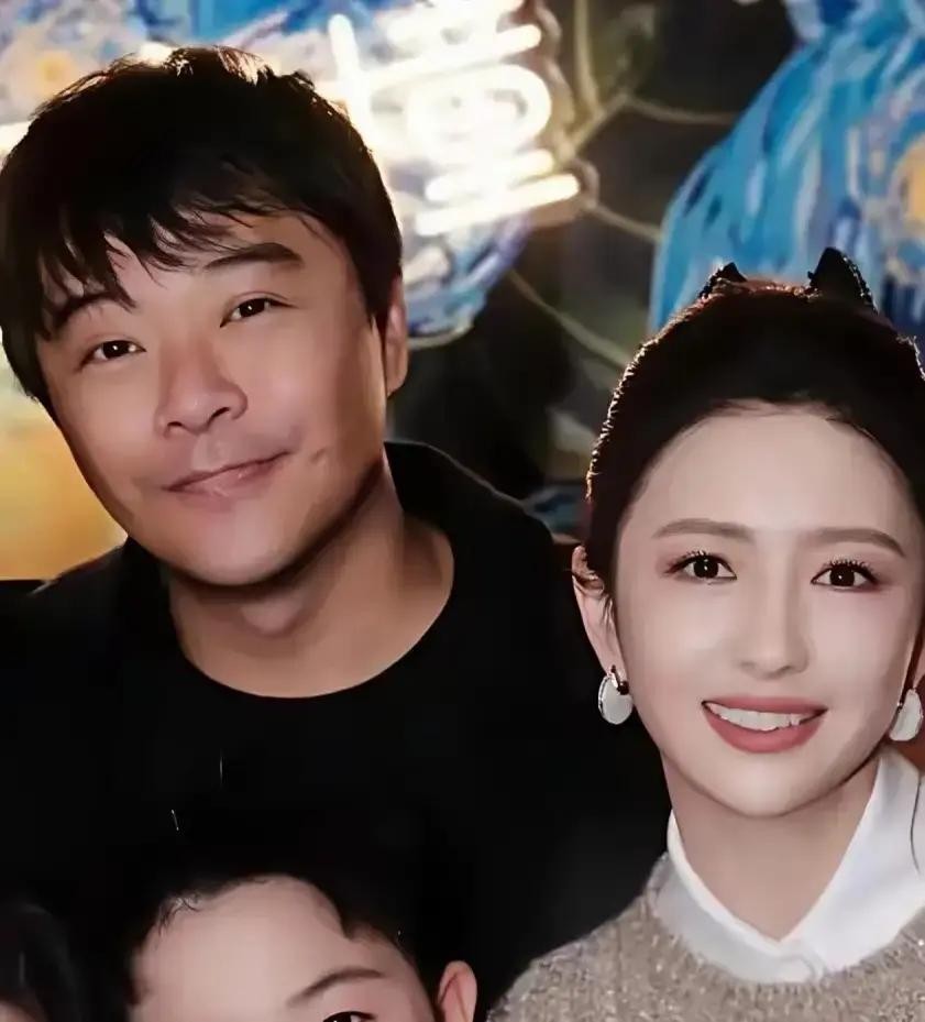 别总猜陈思诚和佟丽娅还能不能复合了，人家俩人早就把关系处成了最清醒的模式前两天看到他们带着儿子朵朵一