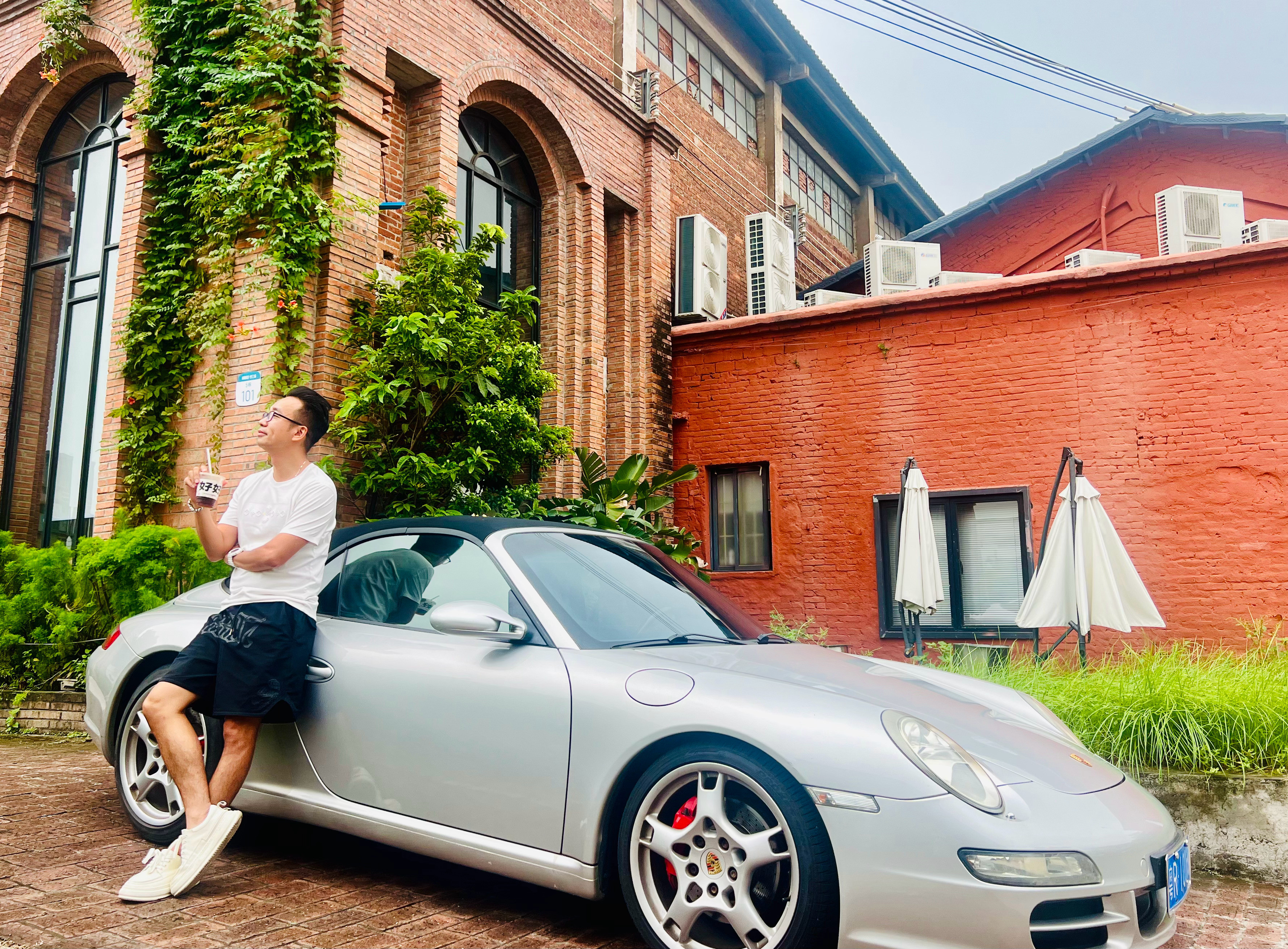 【关于加油价的温馨提醒】明天（23号）24时，国内汽油和柴油零售价或上调，预计每