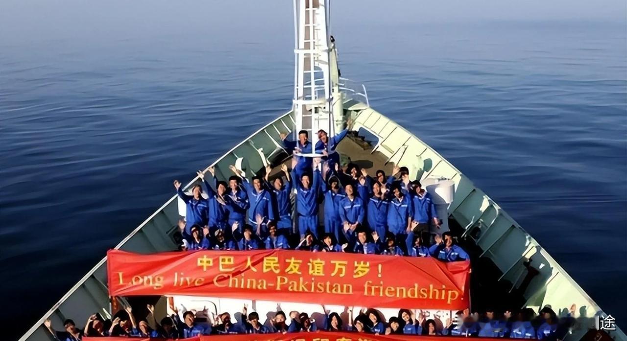 中巴友谊为何越战越强？华侨华人“硬核操作”让80年抗战精神火出圈！最近，巴