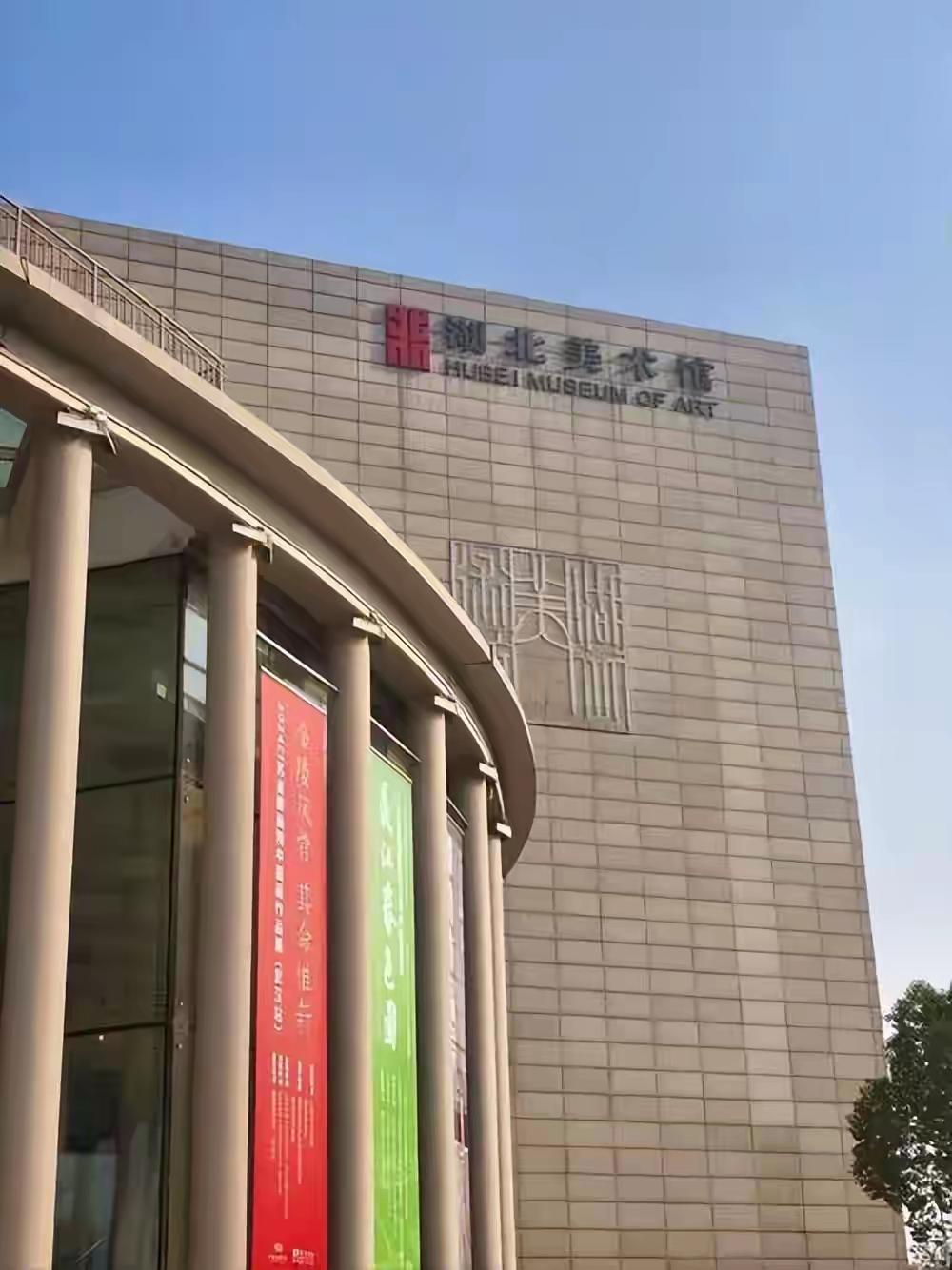 湖北美术馆着火了，网友真是神预言，南京博物馆出问题的时候，就有网友说，接