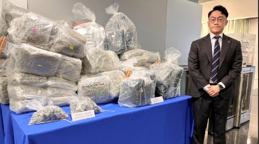 ＃香港贩毒＃无业男子因经济困窘铤而走险，被招揽成为毒贩，提供租仓、管仓及派货一条