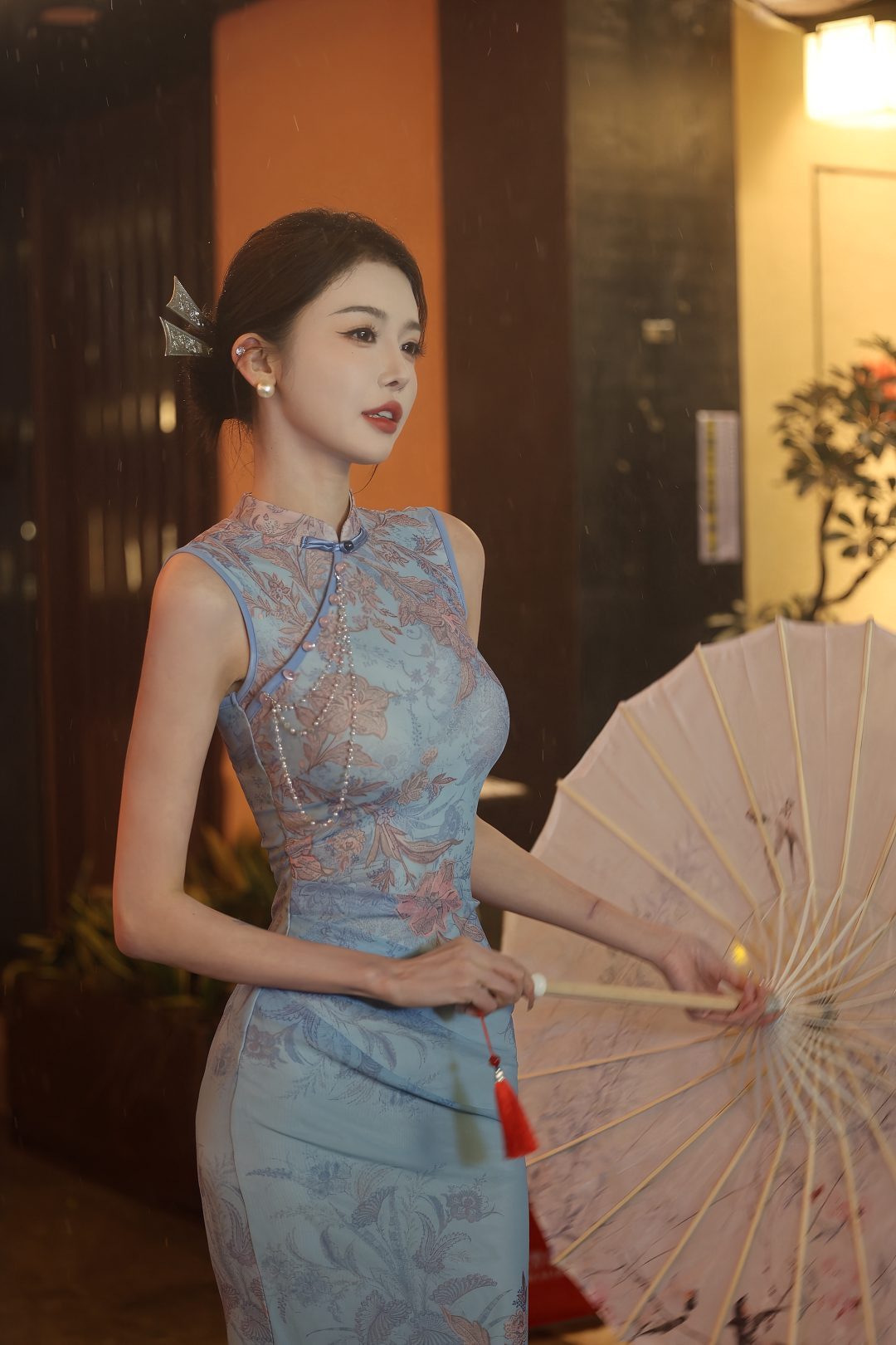 雨彤无袖旗袍