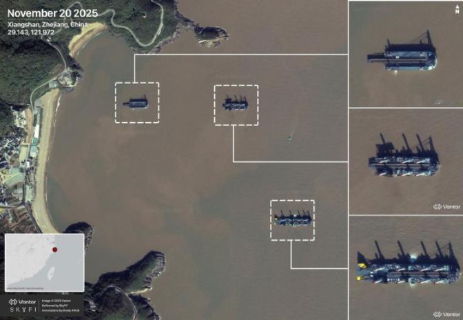 中日紧张之际，外国卫星猛然发现：中国多艘“夺岛神器”正在测试 外国一家卫星拍