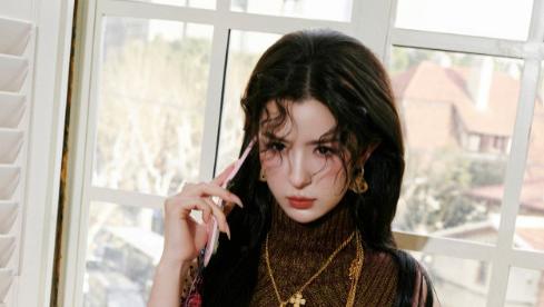 哈尼克孜这简约的美, 是不是超可以的, 很nice!