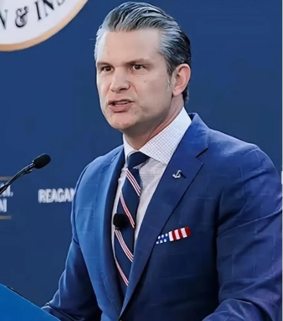 这脸打得，隔着屏幕都觉得疼美国防长也是够损的，直接摊牌说：我