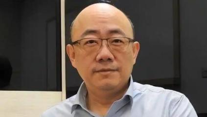 台湾地区郭正亮提出问题，两岸统一时大陆要在岛上驻军，那么台湾的十七万军人怎么办？