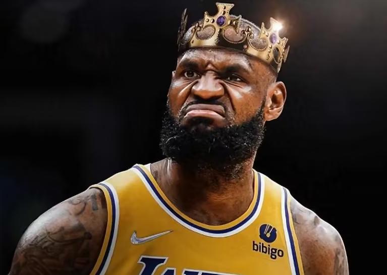 41岁的勒布朗·詹姆斯再创辉煌！在北京时间4月11日对阵太阳的比赛中，他轻松达成