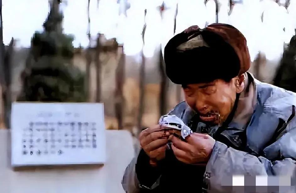 1996年，一个七旬老人来到部队驻地，看到部队的王团长后，七旬老人心酸地说：“