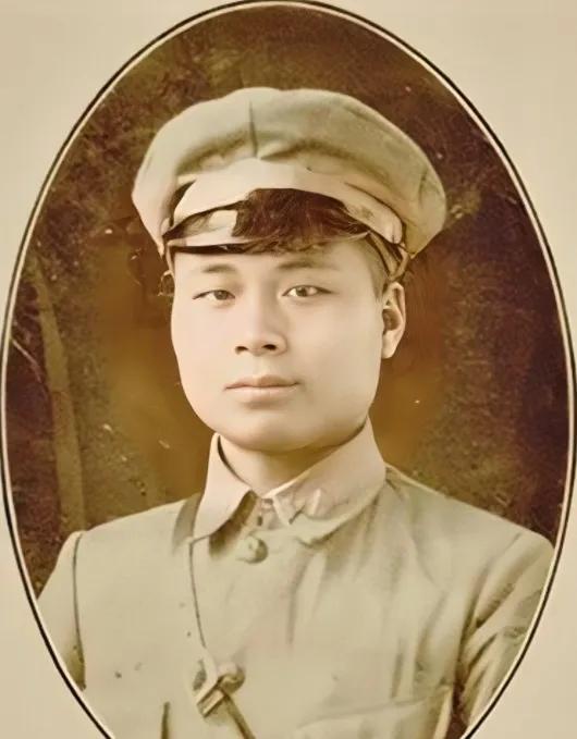 1961年，邱行湘已经54岁了，原74军军长邱维达见他还是单身，就说：“有个30