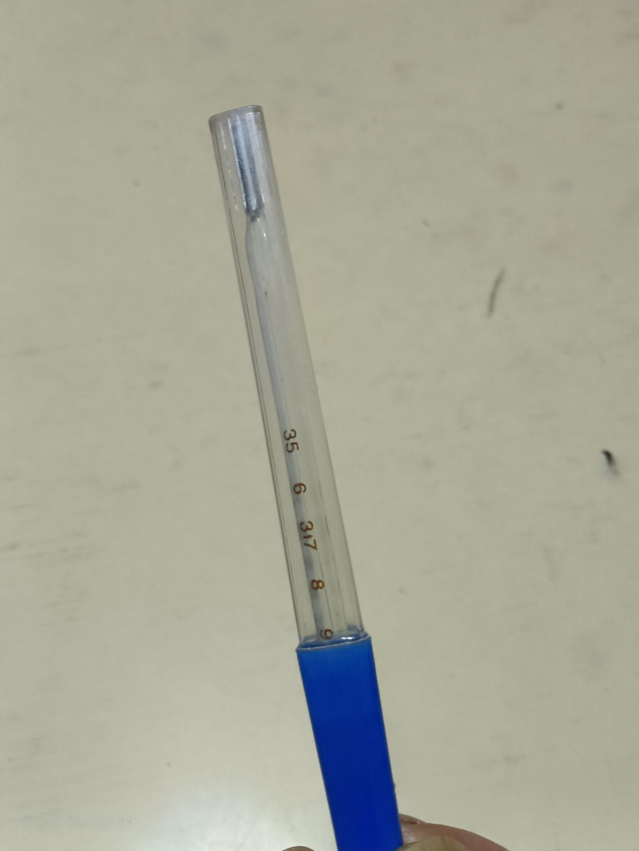 就这两天诊所里库存的十几支体温计全部卖完，我还纳闷呢？在网上一查才知道原来是停产