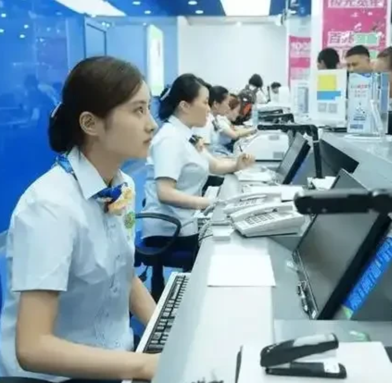 活了这些年才知道被坑了，一直以为10086是移动公司的，办业务时才发现，想取消合
