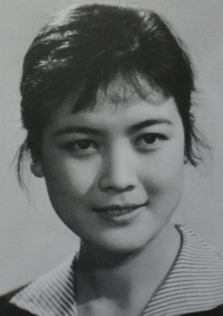 1997年，杨雅琴去世，然而，她的两任丈夫都拒绝出席葬礼，临终之际，她含泪说出：