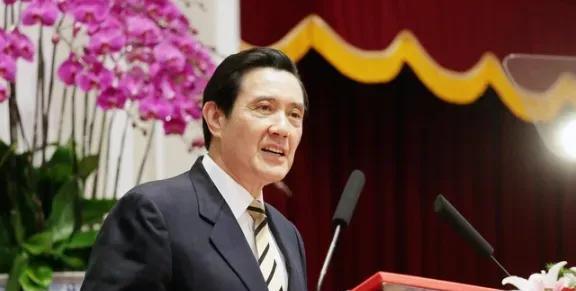 美国制定法案，不经台湾人民同意，不得改变台湾地位。这个事情我想起了马英九先生在