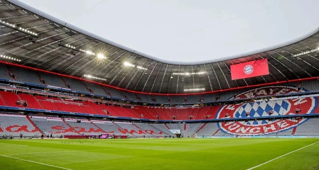 拜仁丢冠几无可能！拜仁本轮输球，多特蒙德把积分缩小到了8分，似乎又重新看到了翻