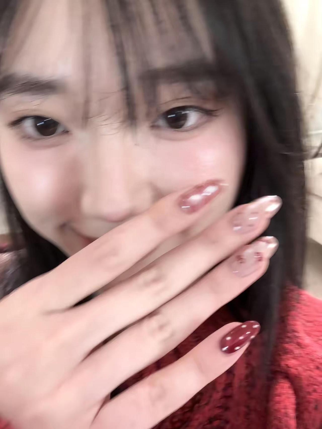 布灵布灵在干嘛猫眼美甲新年美甲在干嘛