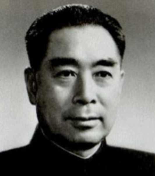 1974年，毛主席发出一条手令，结果文件下达到周总理手上时，却被他私自扣下了，直