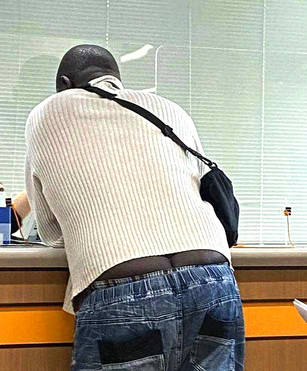开始远看我还以为是皮带