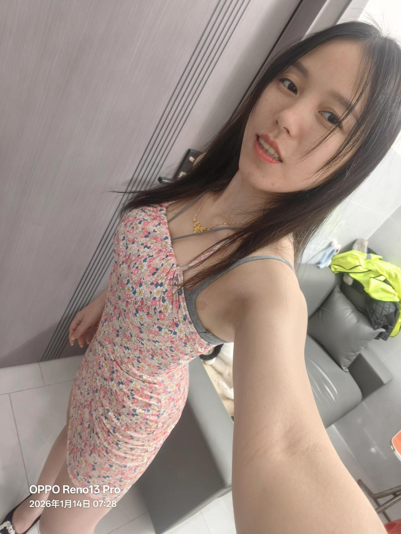 感谢生活赐予的苦与乐 感谢自己的努力和乐观 感恩岁月馈赠的甜与涩，更感恩自己