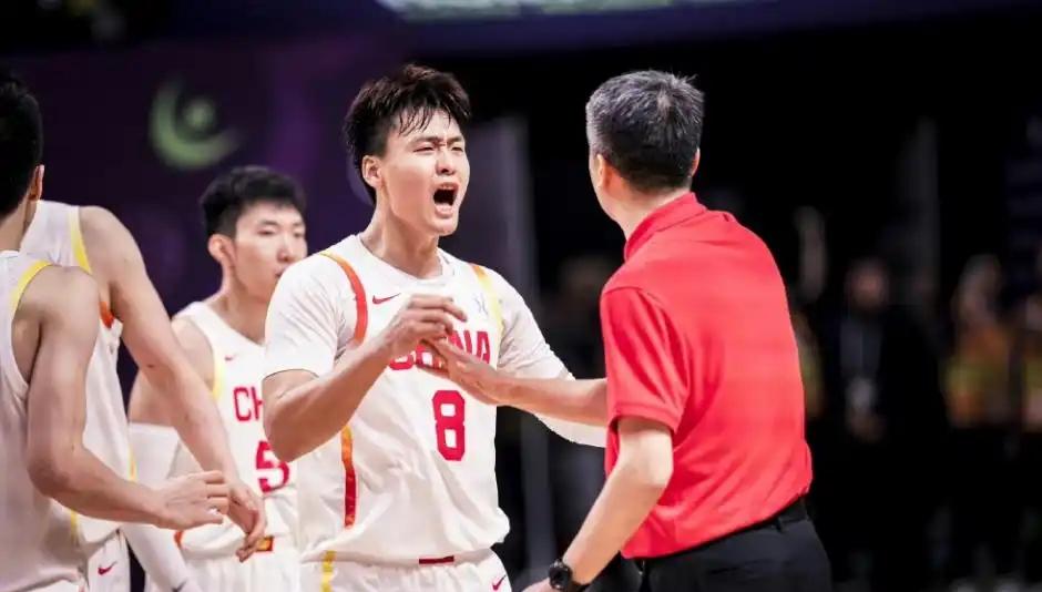 中国男篮原本没有把世预赛当回事，但连续输给韩国男篮，让现在的处境非常危险，甚至有