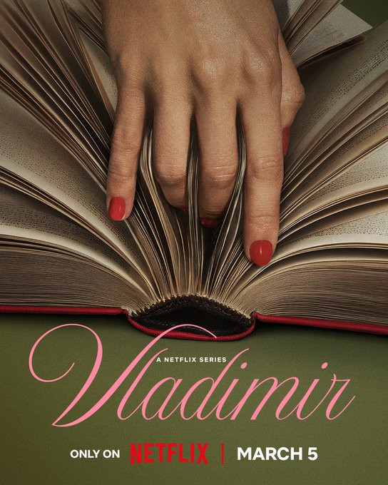 蕾切尔·薇兹与利奥·伍德尔共同出演的新剧《弗拉基米尔》发布海报，本剧3月5日上线