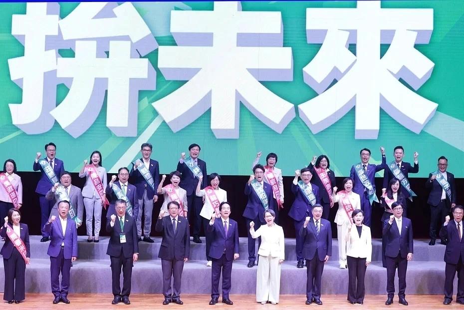 信心满满！民进党估县市长保5再拼5县市蓝天变绿地台湾九合一选举倒数2个月，县市