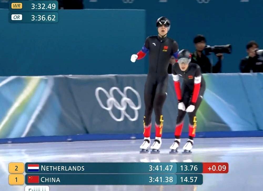 谁敢信，一个运动员两个月前刚颅骨骨折、颅内血肿，两个月后就站上冬奥赛场拿了奖牌。