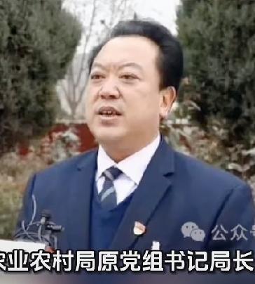 罕见！本是县里正科级实职的岗位，他却做到了相当于正处级别的职级。晋升二调职级