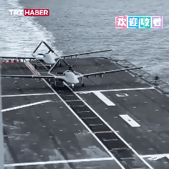 北约指挥官目睹了土耳其TB3无人机在"安纳托利亚"号上的起降过程，纷纷为这次