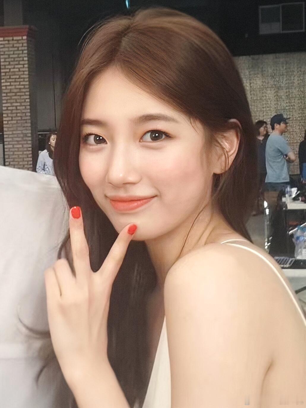 秀智晒素颜照这位姐一直从小美到大啊​​​